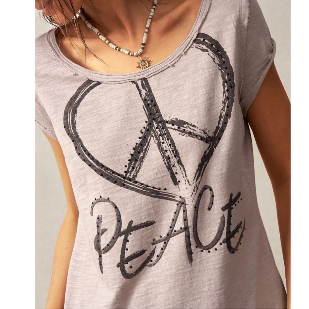 Solid Heart Peace Sign Graphic Reverse Stitch Short Sleeve Top S M L XL